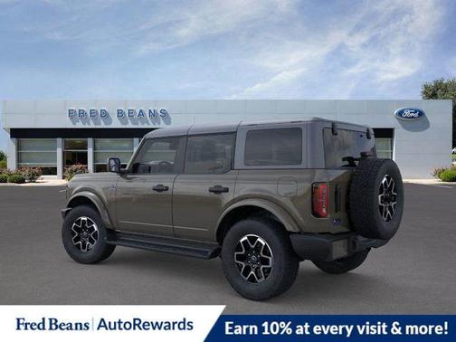 2026 Ford Bronco Outer Banks