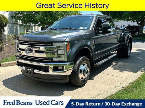 Magnetic 2019 Ford F-350 Lariat Super Duty