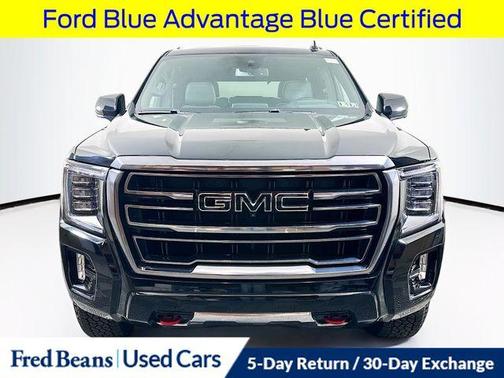 Onyx Black 2023 GMC Yukon AT4