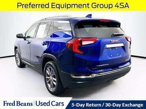 2023 GMC Terrain SLT