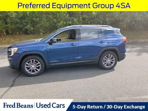 2023 GMC Terrain SLT