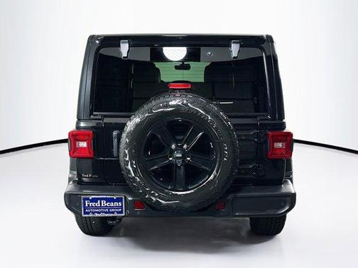 2021 Jeep Wrangler Unlimited Sahara Altitude