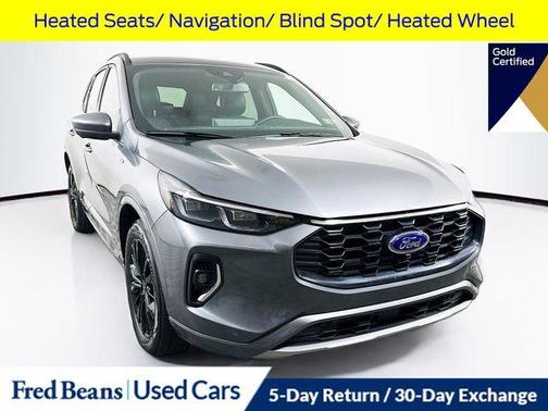 2023 Ford Escape ST-Line Elite