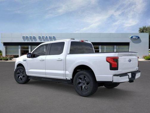 2025 Ford F-150 Lightning Flash