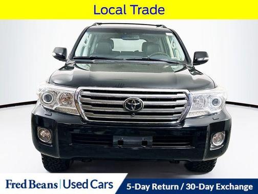 Black 2014 Toyota Land Cruiser V8