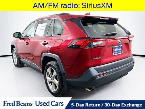 2021 Toyota RAV4 Hybrid XLE Premium