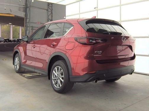 2022 Mazda CX-5 2.5 S Preferred Package
