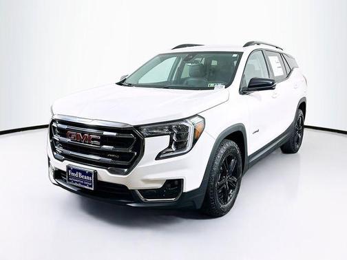 2023 GMC Terrain AT4