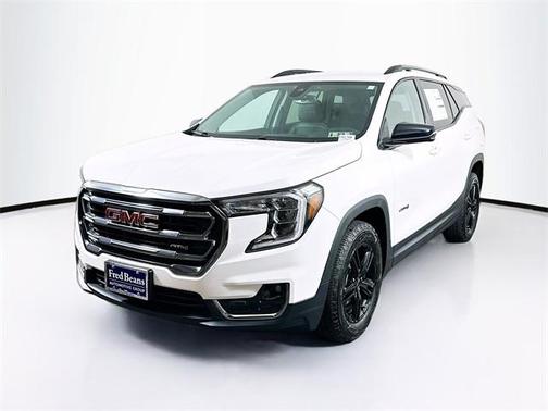 2023 GMC Terrain AT4