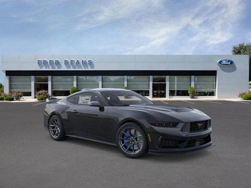 2025 Ford Mustang Dark Horse