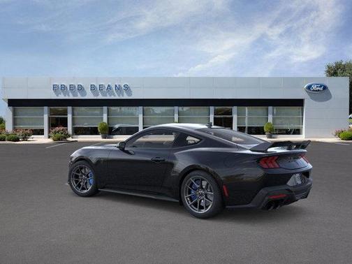 2025 Ford Mustang Dark Horse