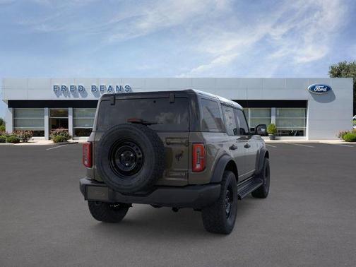 Gray 2026 Ford Bronco Outer Banks