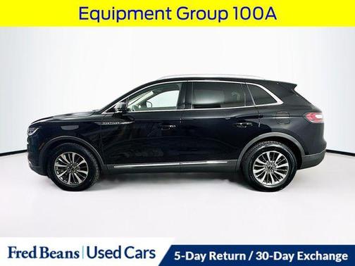 Infinite Black Metallic 2022 Lincoln Nautilus Standard