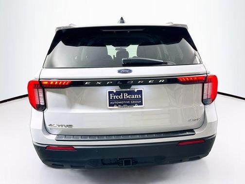 White Metallic 2026 Ford Explorer Active
