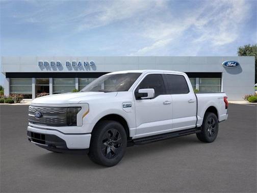 2025 Ford F-150 Lightning LARIAT