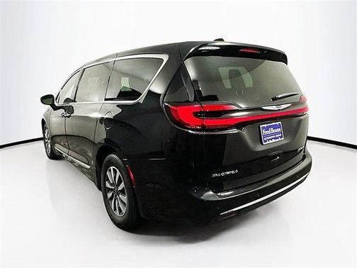 2023 Chrysler Pacifica Hybrid Limited