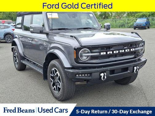 2022 Ford Bronco Outer Banks