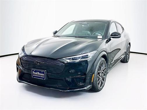 2021 Ford Mustang Mach-E GT