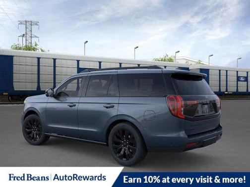 2025 Ford Expedition Platinum