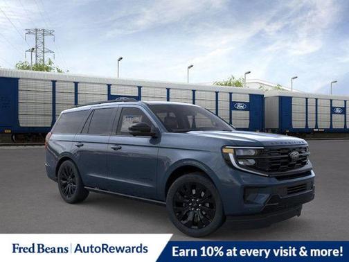 2025 Ford Expedition Platinum