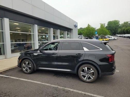 2022 Kia Sorento Plug-In Hybrid SX