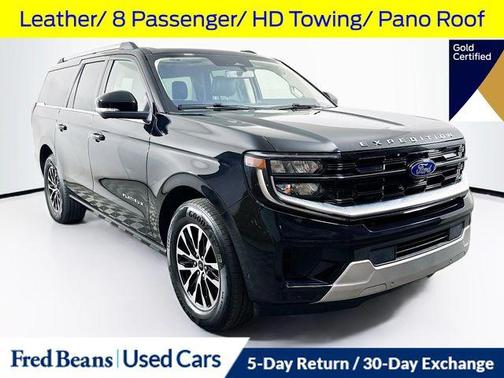 Agate Black Metallic 2025 Ford Expedition Max Platinum
