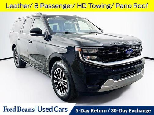 Agate Black Metallic 2025 Ford Expedition Max Platinum