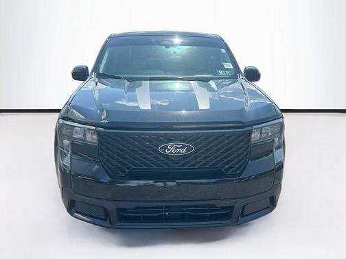 Shadow Black 2025 Ford Maverick XLT