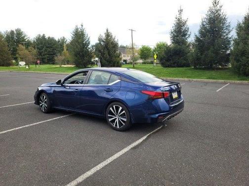 2020 Nissan Altima 2.5 SR