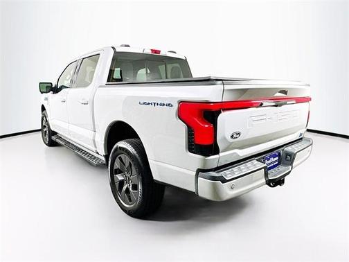2024 Ford F-150 Lightning LARIAT