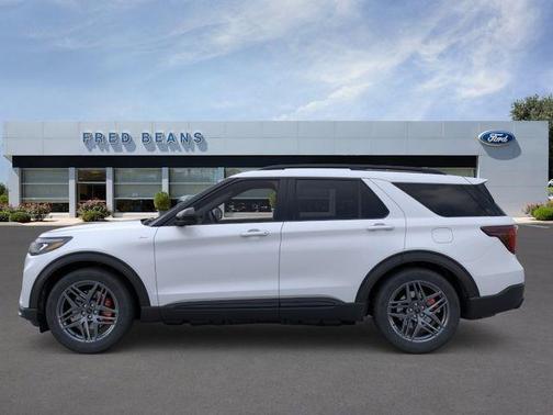 White 2026 Ford Explorer ST-Line