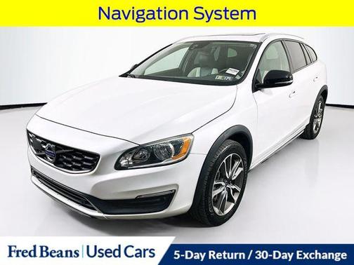 2017 Volvo V60 Cross Country T5