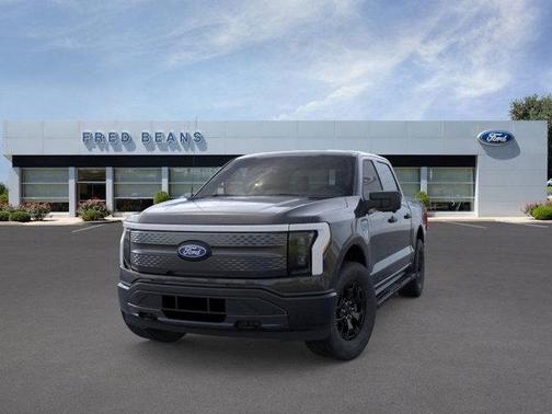 2025 Ford F-150 Lightning XLT
