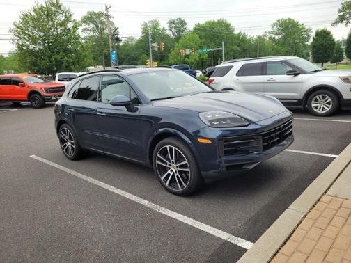 2024 Porsche Cayenne Base