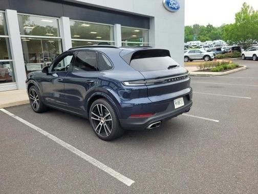 2024 Porsche Cayenne Base