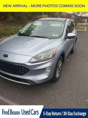 2022 Ford Escape SEL