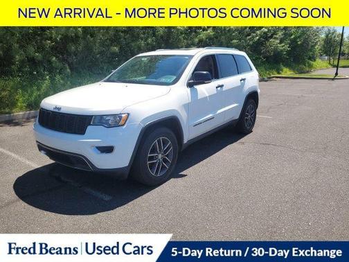 Bright White Clearcoat 2017 Jeep Grand Cherokee Limited