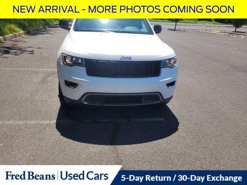 Bright White Clearcoat 2017 Jeep Grand Cherokee Limited