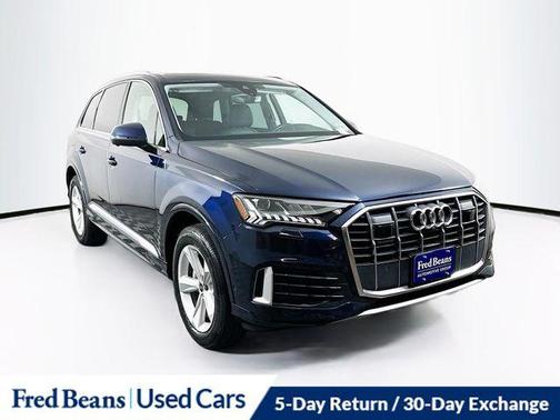 2024 Audi Q7 45 Premium Plus