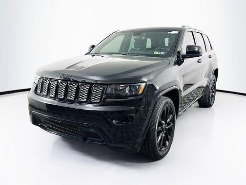 Diamond Black 2020 Jeep Grand Cherokee Altitude
