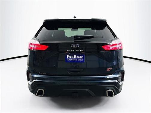 2024 Ford Edge ST