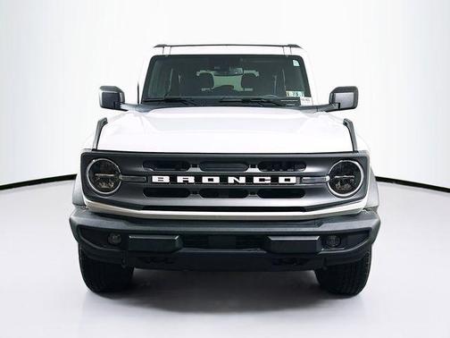 Oxford White 2022 Ford Bronco Big Bend