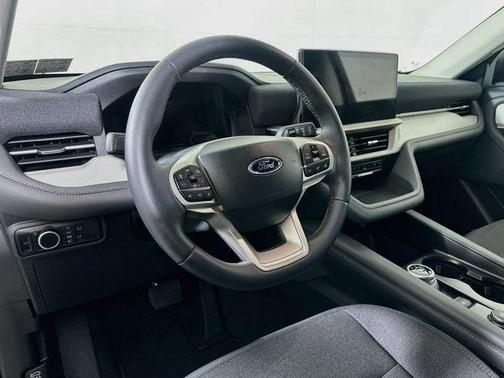 Agate Black Metallic 2026 Ford Explorer Active