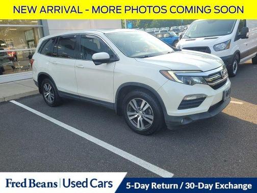 White Diamond Pearl 2017 Honda Pilot EX-L