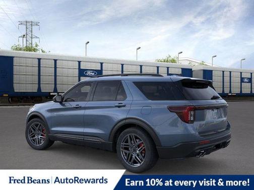 2025 Ford Explorer ST