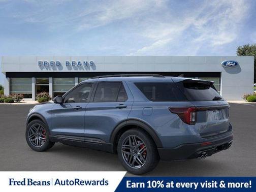 2025 Ford Explorer ST