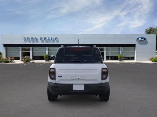White Metallic 2026 Ford Bronco Sport Outer Banks