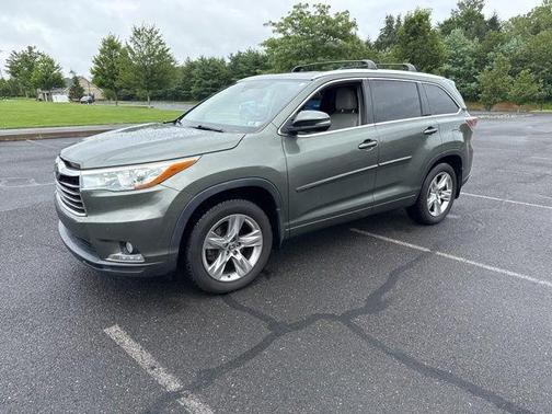 2016 Toyota Highlander Limited Platinum