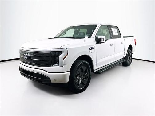2024 Ford F-150 Lightning LARIAT