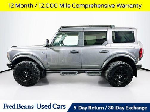 Carbonized Gray Metallic 2024 Ford Bronco Black Diamond